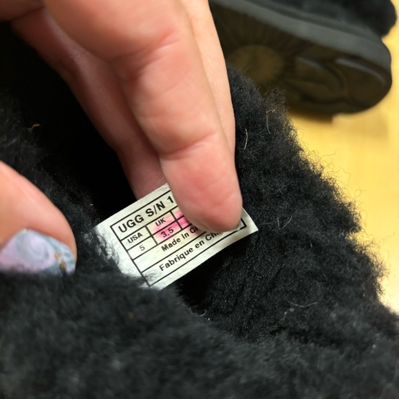 UGG Patten Sherpa Womens Size 5 Black Classic Outdoor Winter Boots - Picture 8 of 8